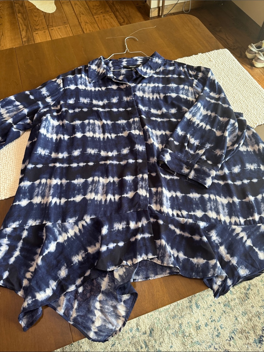 Flowy Vera Wang Tie-dye Blouse